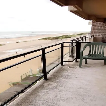 In Near Sandy Beaches, Cleaning Included 니우포르트
