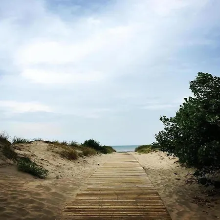 아파트 In Near Sandy Beaches, Cleaning Included