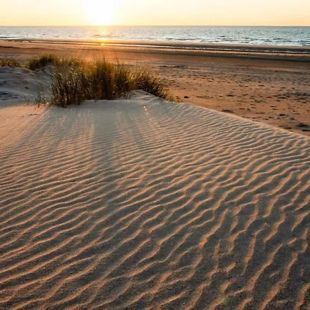 아파트 In Near Sandy Beaches, Cleaning Included 니우포르트